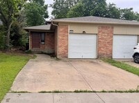 Building Photo - 2309 Woodmont Trail