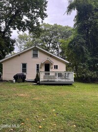 Building Photo - 512 Crescent Ave