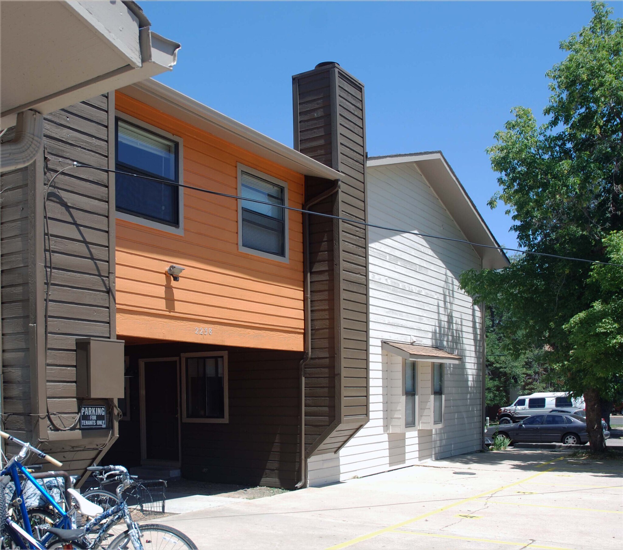 Building Photo - 2238 Canyon Blvd
