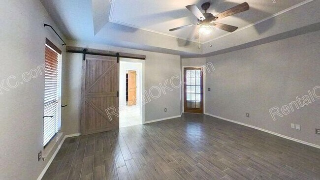 Building Photo - Spacious Edmond 4-Bed, 3-Bath Home with Storm Shelter