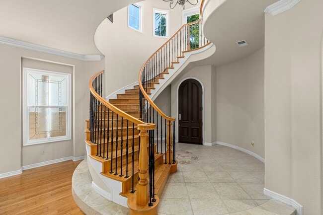 Building Photo - Elegant 5-Bedroom Carmel Valley Home with ...