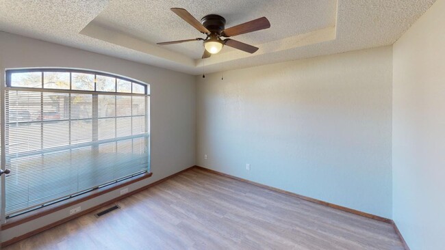 Building Photo - Northwest OKC 3 bed home