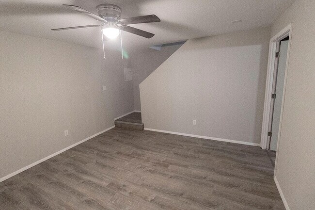 Building Photo - 1219 Player Pl