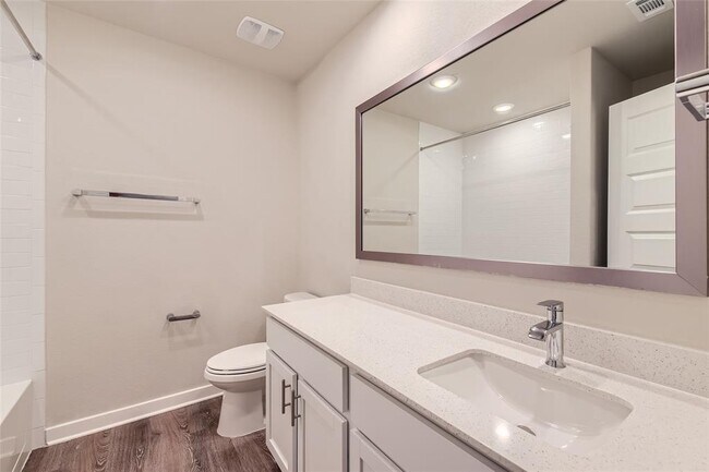 Building Photo - 2212 Alamar walk