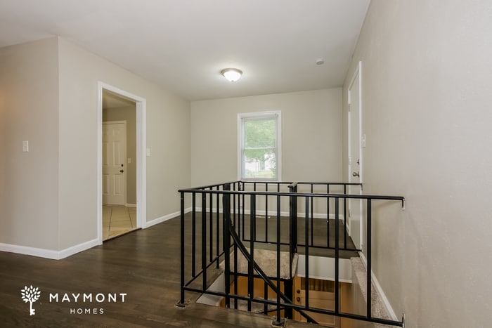 Building Photo - 7906 W 87th St