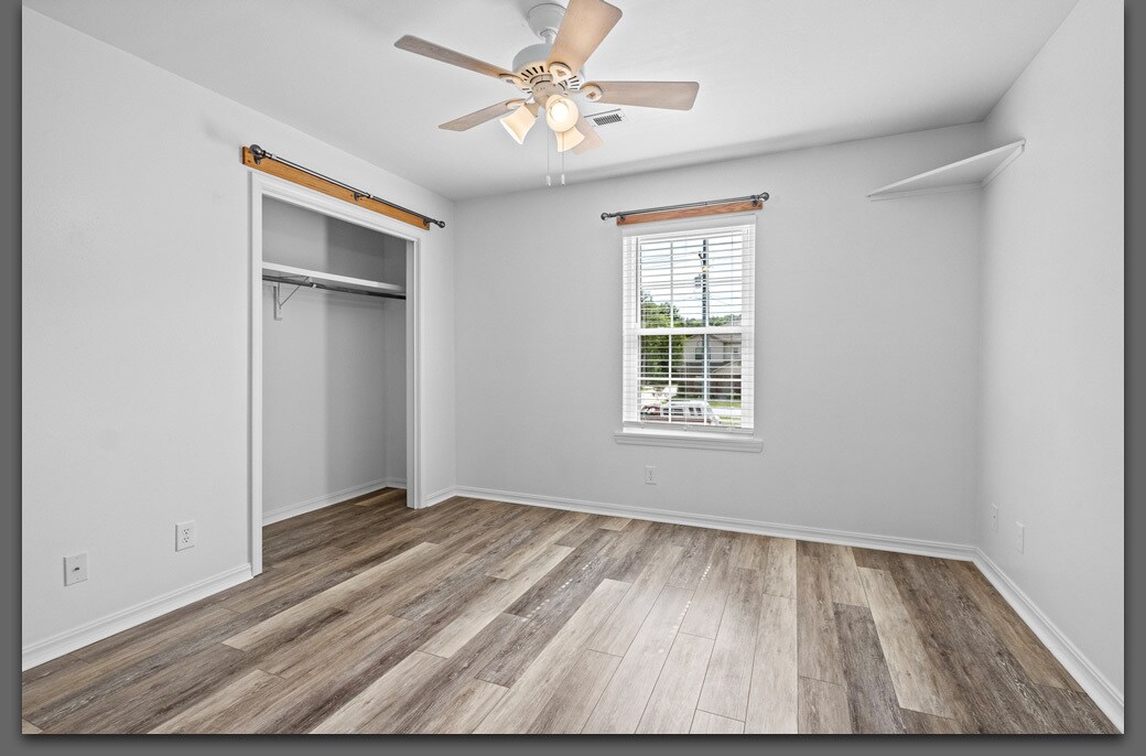 East Bedroom - 1519 N Leverett Ave