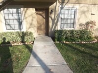 Building Photo - Terrific 2Br/2Ba Condo in Terra Vista II