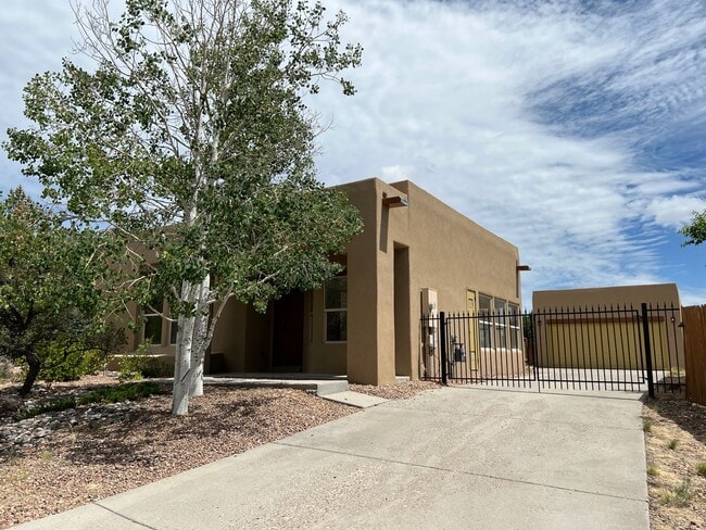 Primary Photo - Charming Southwest Living Near Santa Fe Co...