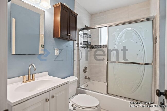 Building Photo - 1814 Armand Dr