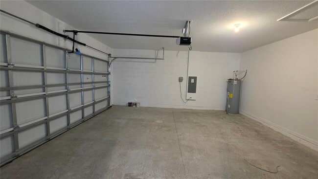 Building Photo - 4075 LIMEKLIN FALLS Loop