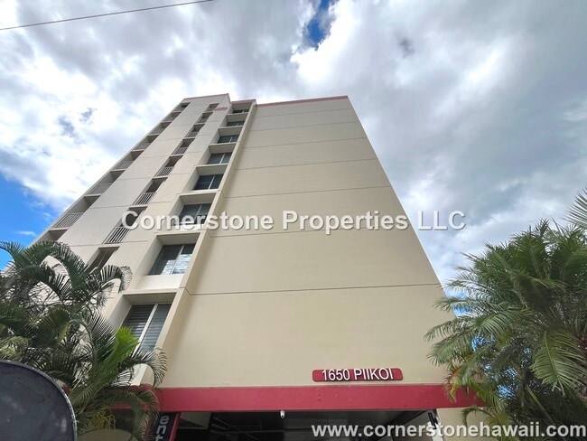 Building Photo - 1650 Piikoi St
