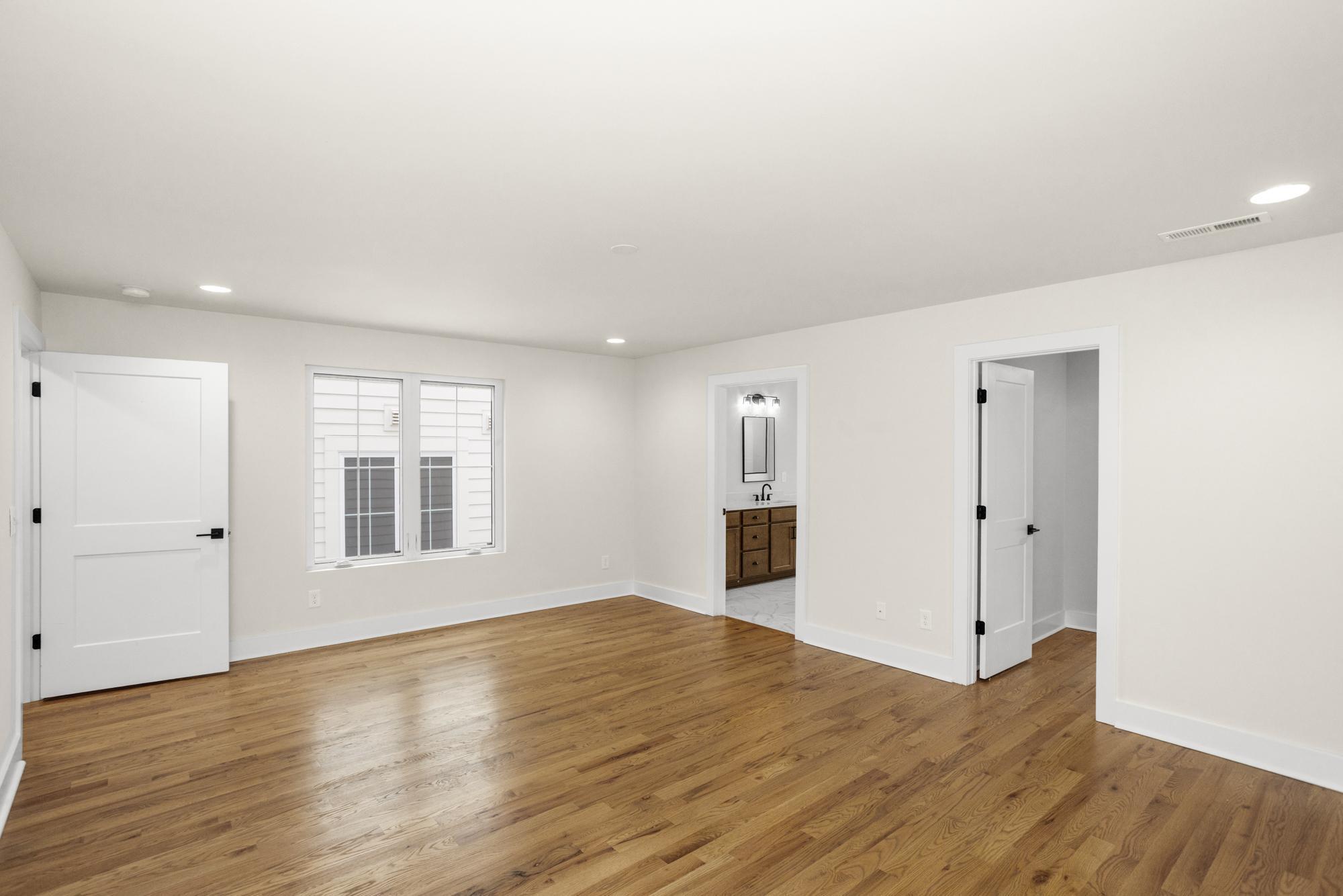 Building Photo - 337 Gatewood Ave