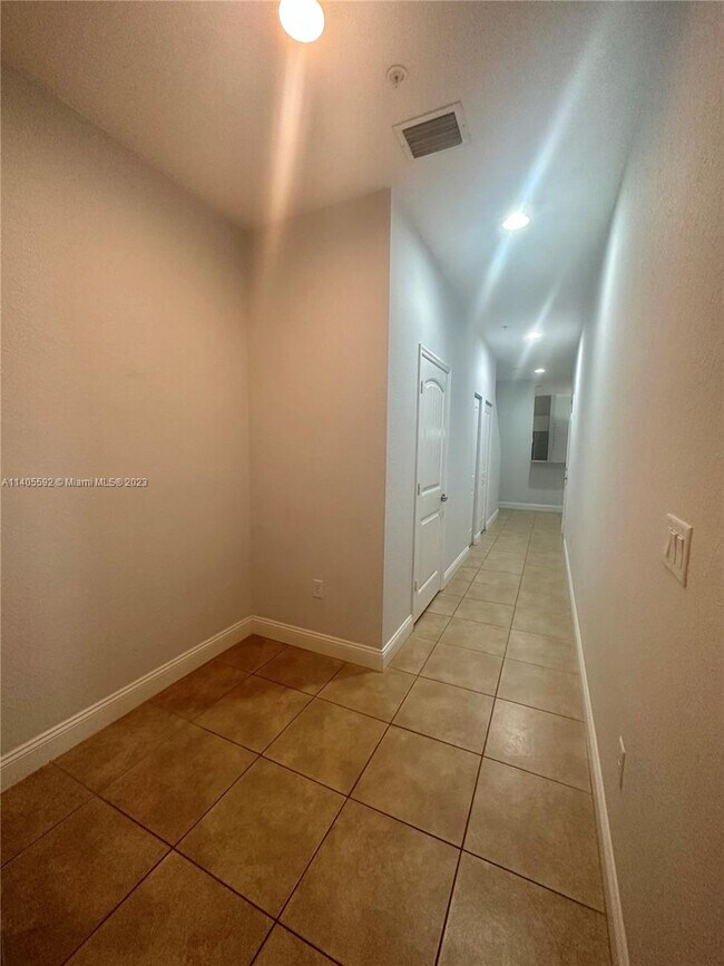 Building Photo - 155 SW 7th Ct