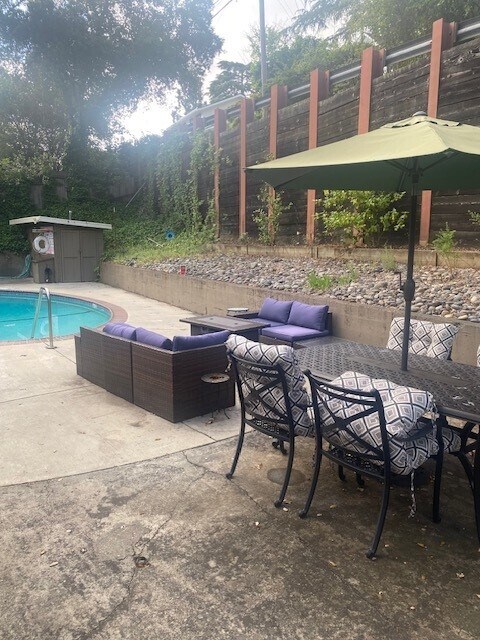 Beautiful poolside area - 352 W Main St