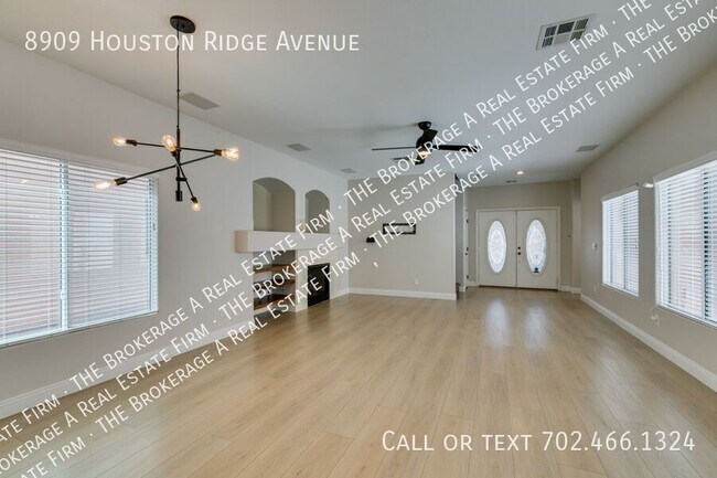 Building Photo - 8909 Houston Ridge Ave