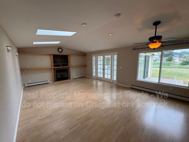 Building Photo - 8252 Cowichan Rd
