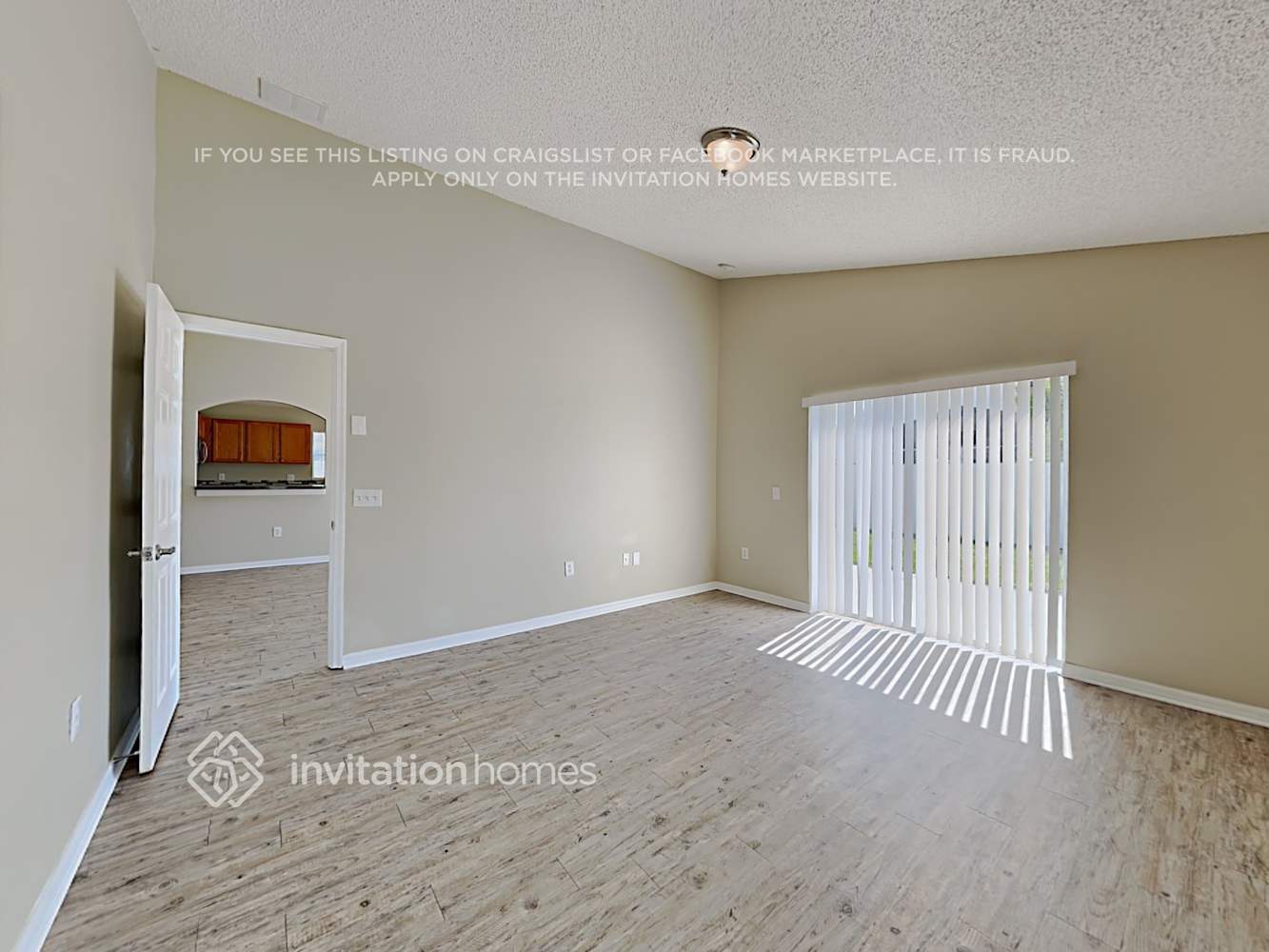 Building Photo - 142 Southampton Dr