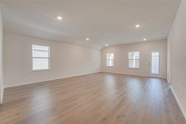 Building Photo - 212 HappyWell Ln