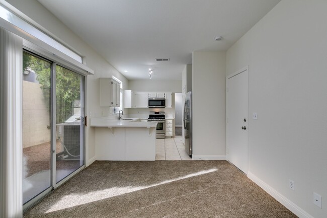 Building Photo - Beautiful remodeled 3 bedroom 2-story home...