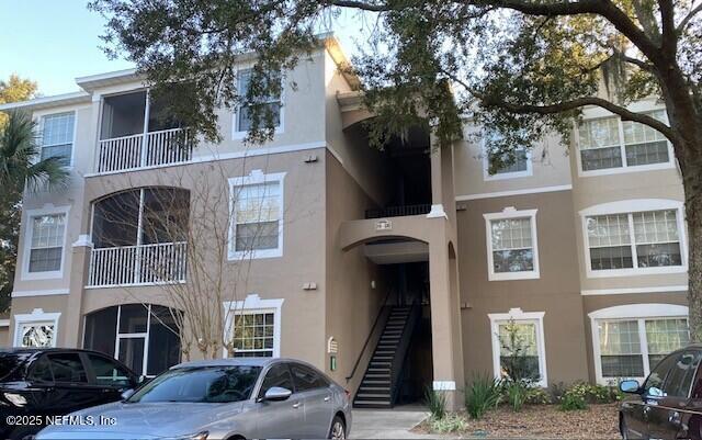 Building Photo - 10550 Baymeadows Rd