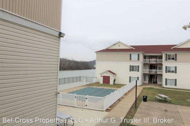 Building Photo - 4 br, 4 bath House - 4207 University Commo...