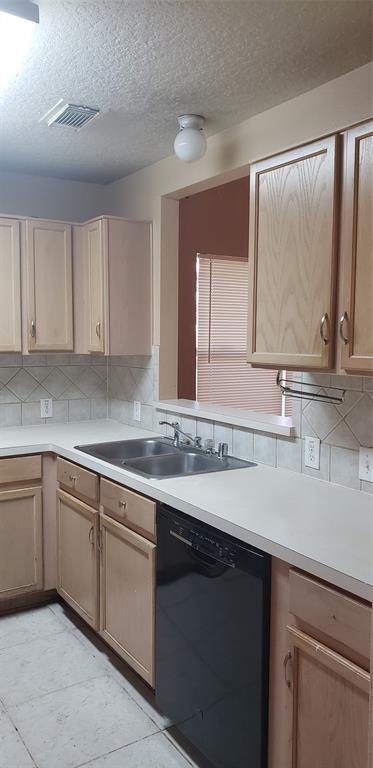 Building Photo - 15003 Sugar Sands Dr