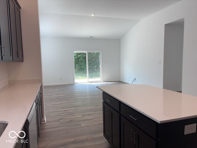 Building Photo - 821 Oyster Bay Dr
