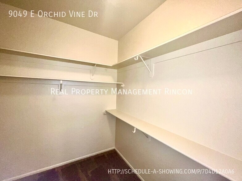 Building Photo - 9049 E Orchid Vine Dr