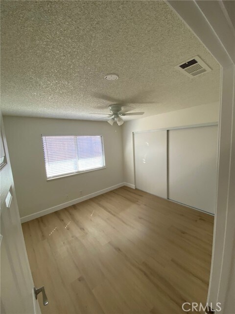 Building Photo - 16001 Green Hill Dr