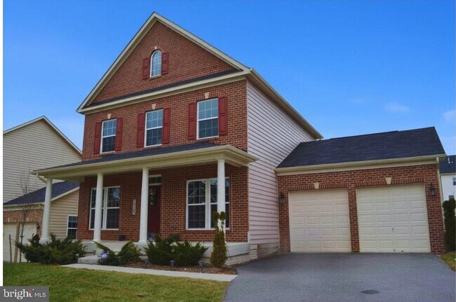 Building Photo - 14303 Devinger Pl