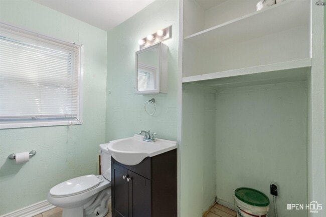 Building Photo - 4208 Idlewood Dr