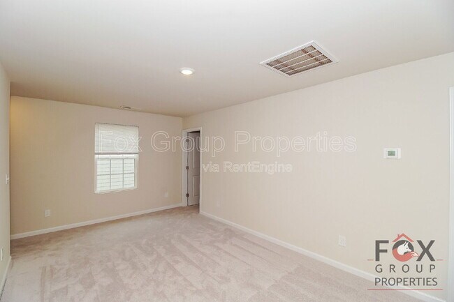 Building Photo - 131 Arden Ct