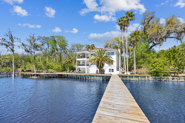 Building Photo - 14030 Mandarin Oaks Ln