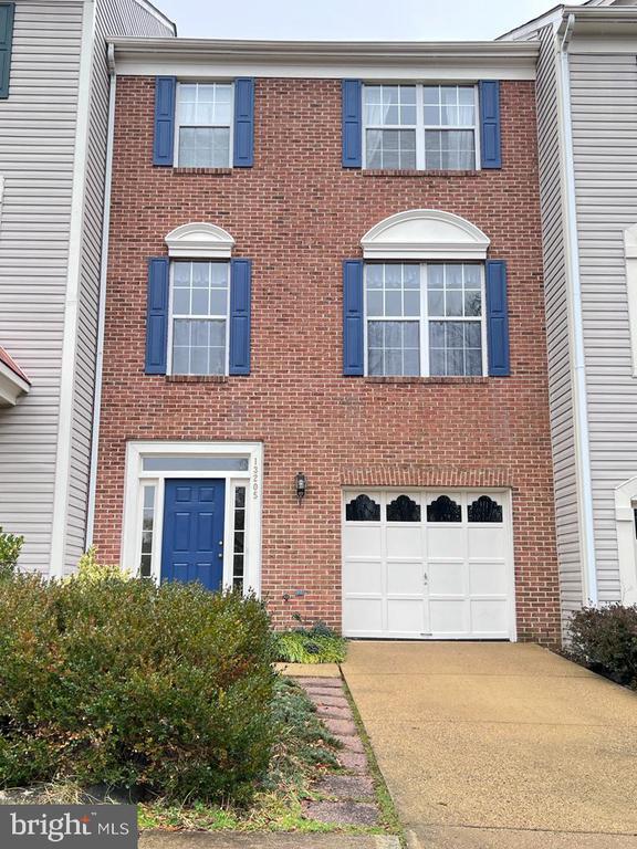 Building Photo - 13205 Fox Ripple Ln