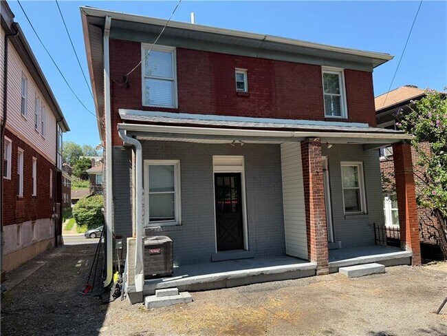 Building Photo - 3566 Beechwood Blvd