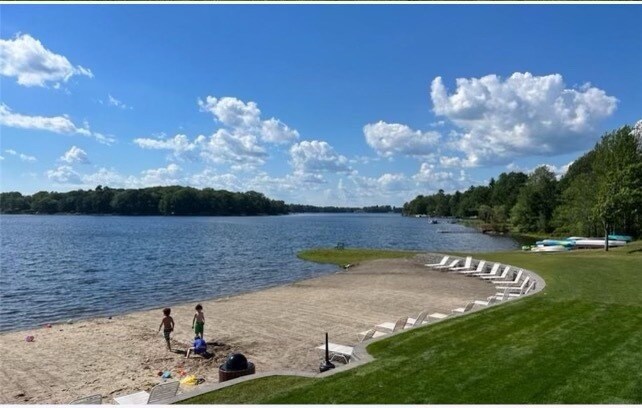 Building Photo - 15 Norfolk Ct