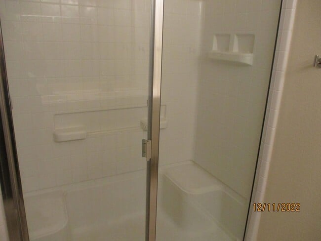 Building Photo - 5144 Waterview Ct