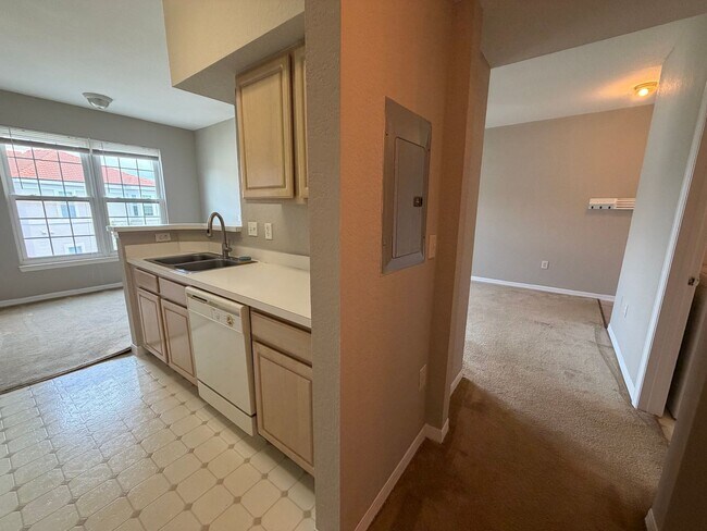 Building Photo - ANNUAL RENTAL - 1 BED / 1 BATH - THE TIDES AT PELICAN LANDING