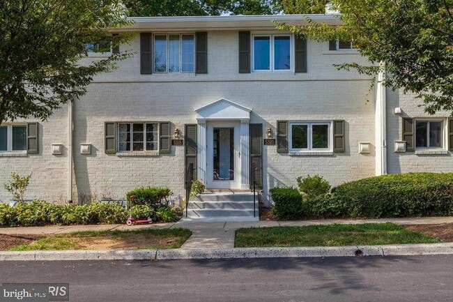 Building Photo - 5320 Pooks Hill Rd