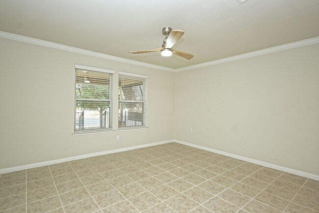 Building Photo - 213 Paint Creek Ln