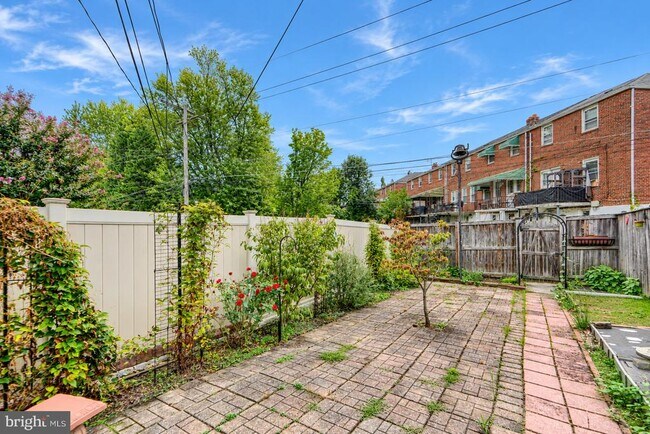Building Photo - 8446 Loch Raven Blvd