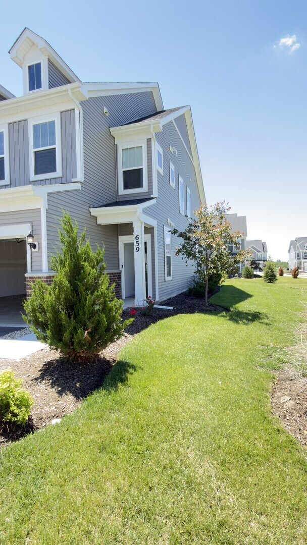 Building Photo - 659 Switchgrass Wy