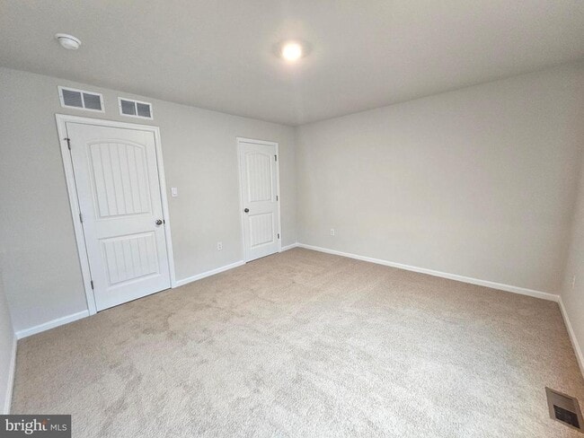Building Photo - 10943 Farmerfield St