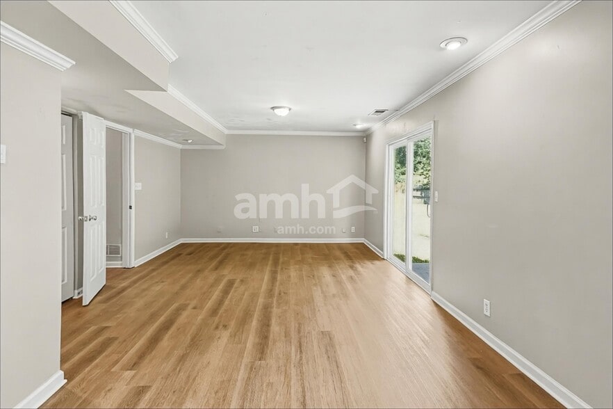 Building Photo - 4737 Nature Trl
