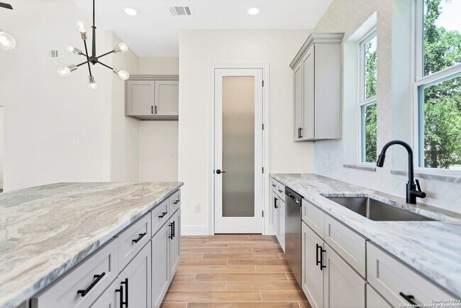 Building Photo - 305 Fire Dance