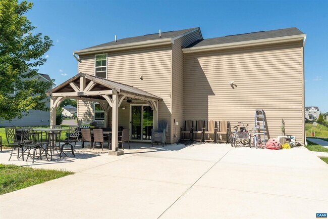 Building Photo - 90 Mannie Ct