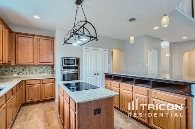 Building Photo - 122 Freedom Ct