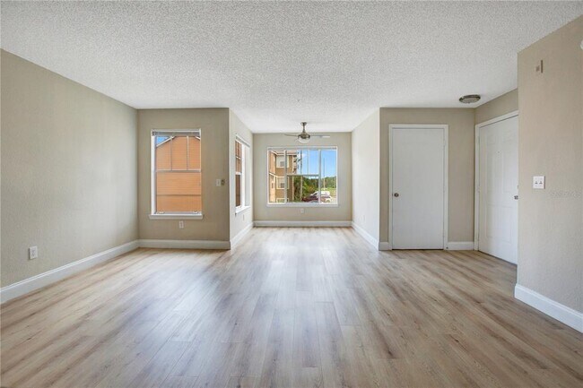 Building Photo - 2214 Grand Cayman Ct