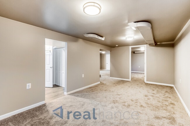 Building Photo - 2413 Chapman Rd