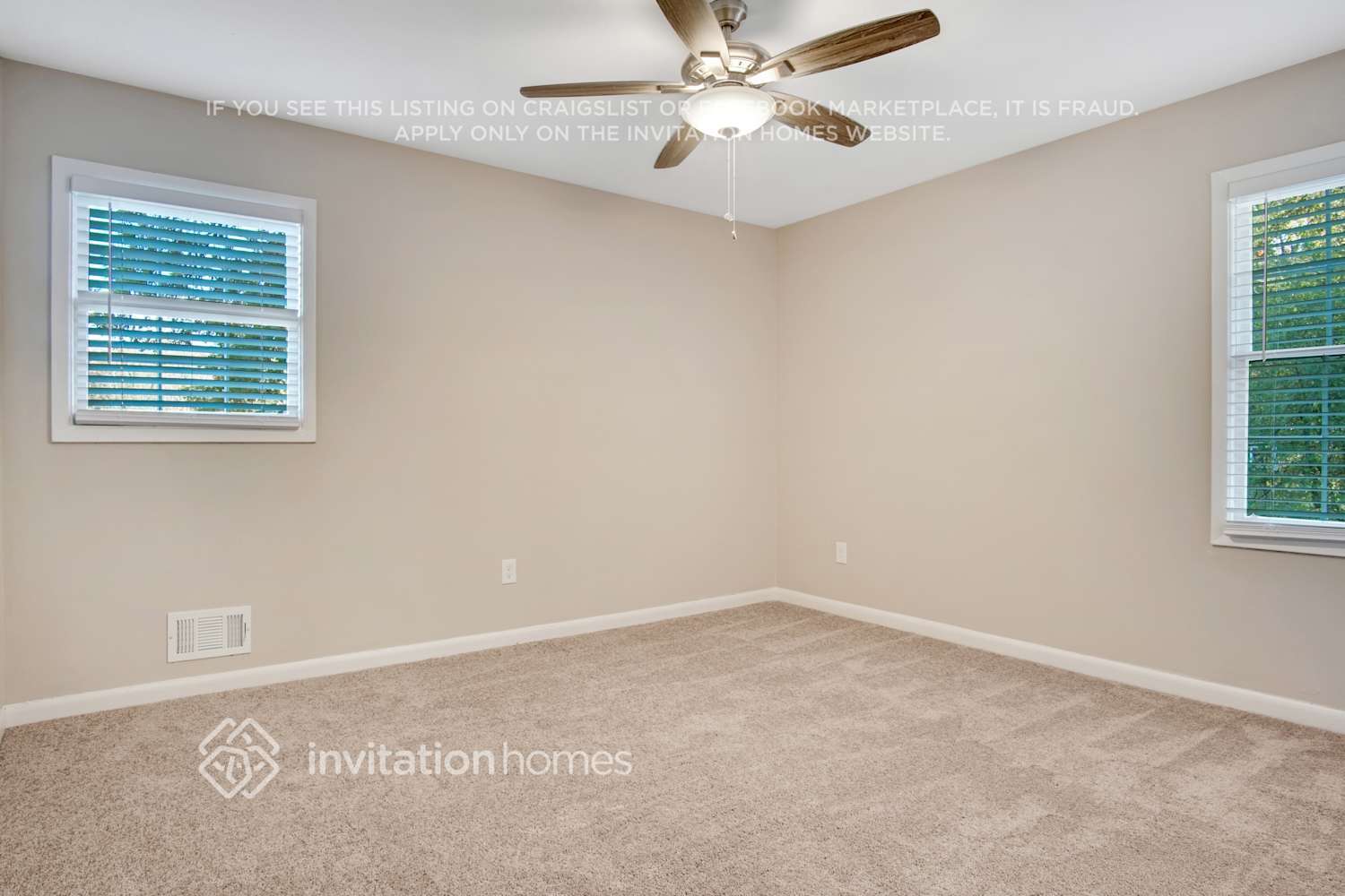 Building Photo - 1658 Pine Glen Cir